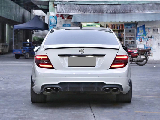 Morden Luxury Rear Bumper Diffuser PP Plastic for Mercedes-Benz C-Class W204 Upgrade
